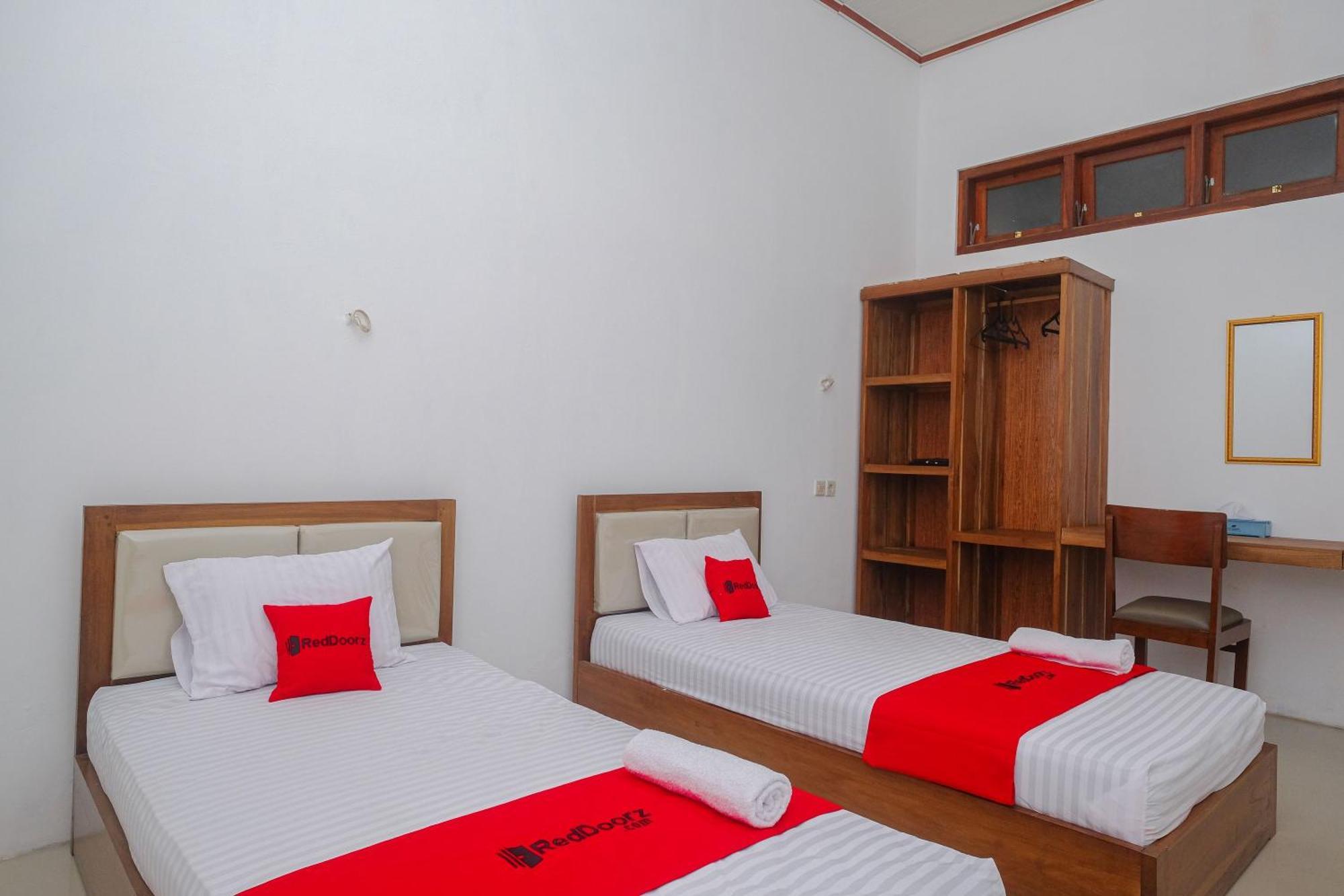 Reddoorz Syariah Near Alun Alun Temanggung Hotel Bagian luar foto