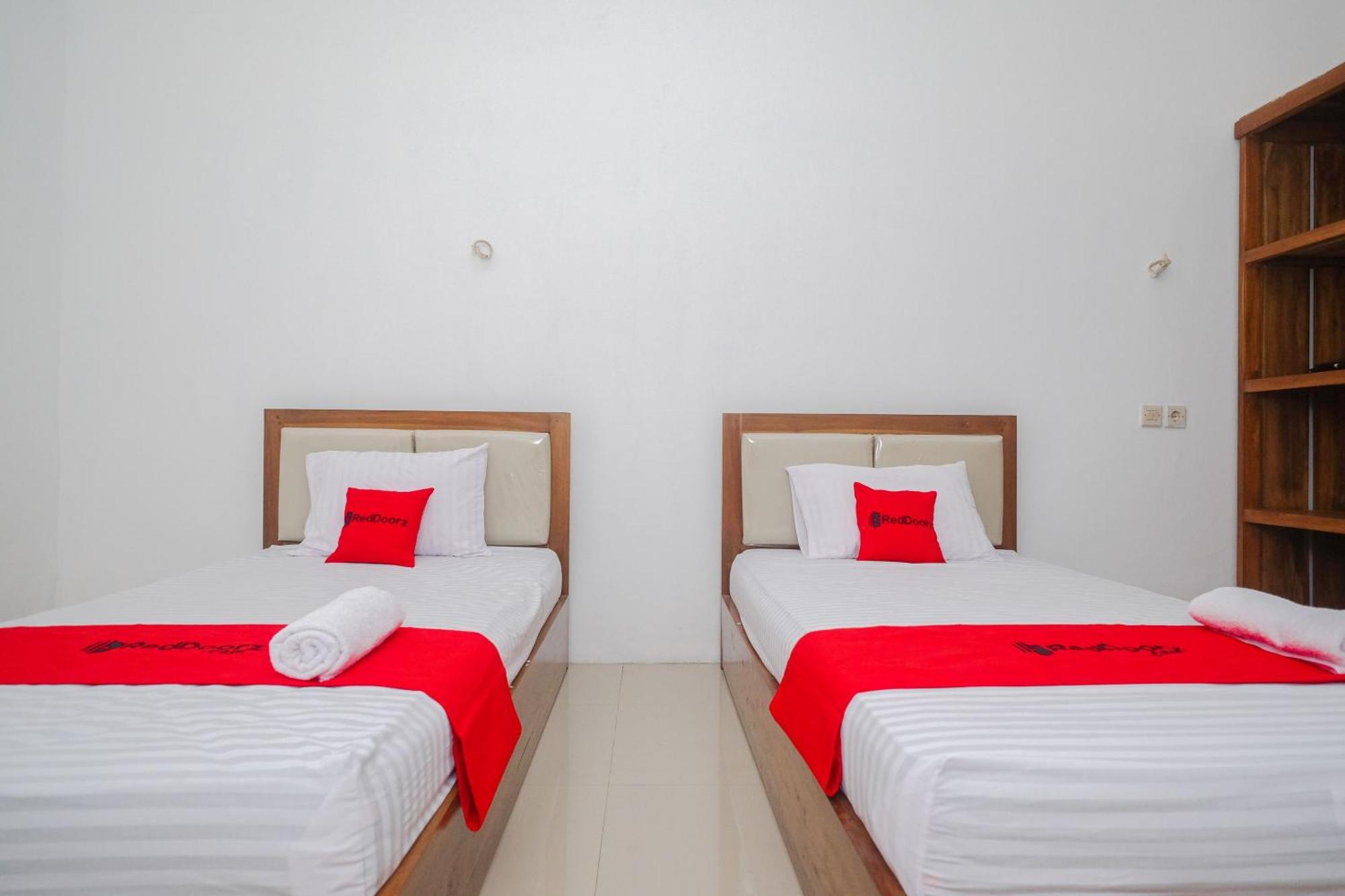 Reddoorz Syariah Near Alun Alun Temanggung Hotel Bagian luar foto