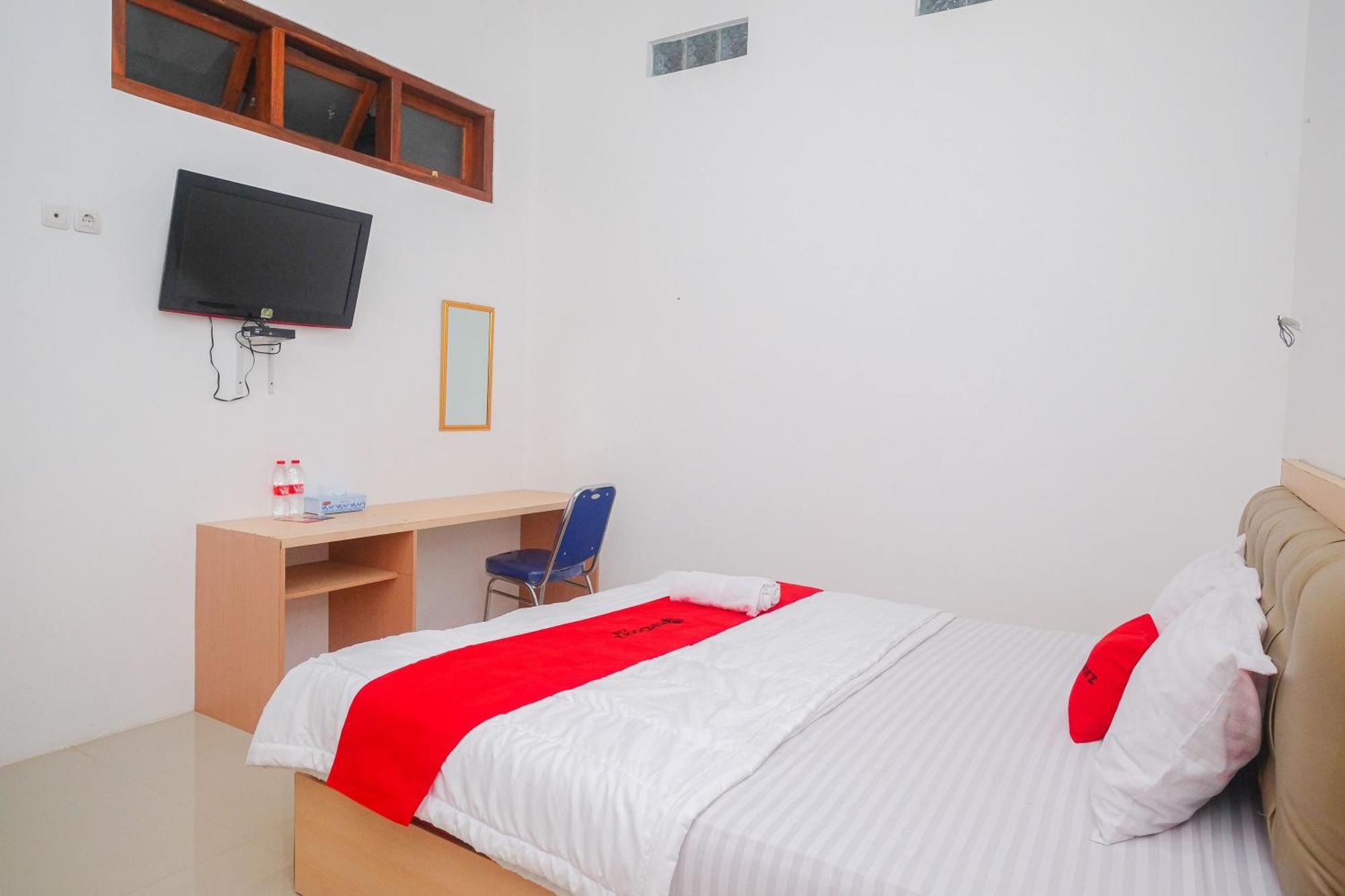 Reddoorz Syariah Near Alun Alun Temanggung Hotel Bagian luar foto