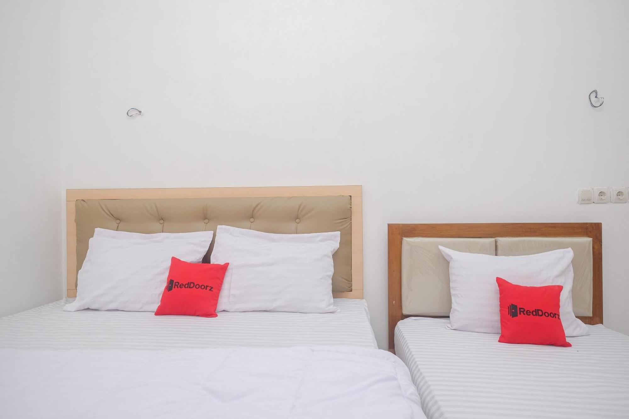 Reddoorz Syariah Near Alun Alun Temanggung Hotel Bagian luar foto